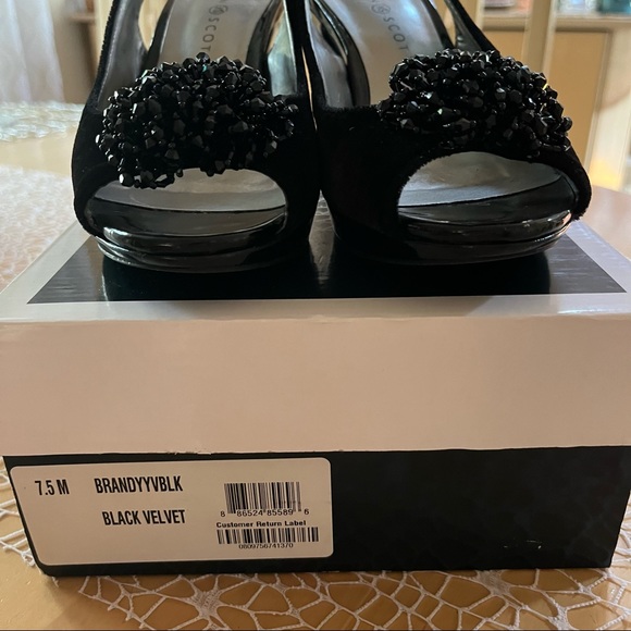 EUC Karen Scott brandy black velvet heels open toe pumps - Picture 11 of 11